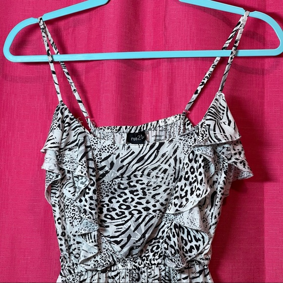 RUE21 LEOPARD & ZEBRA SUN DRESS SIZE S - Picture 4 of 11